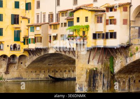 Ponte Vecchio und Arno, Florenz, Italien Stockfoto