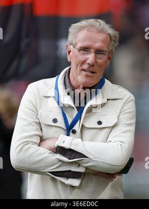 EINDHOVEN - PSV Eindhoven Ehrenmitglied Hans van Breukelen während des niederländischen Eredivisie-Spiels zwischen PSV Eindhoven und FC Utrecht am 4. April 2026 im Philips Stadium in Eindhoven, Niederlande. MAURICE VAN STEEN / ANP Stockfoto