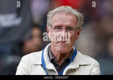 EINDHOVEN - PSV Eindhoven Ehrenmitglied Hans van Breukelen während des niederländischen Eredivisie-Spiels zwischen PSV Eindhoven und FC Utrecht am 4. April 2026 im Philips Stadium in Eindhoven, Niederlande. MAURICE VAN STEEN / ANP Stockfoto