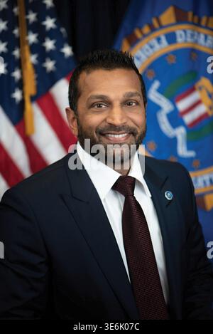 Washington, Usa. April 2026. Offizielles Porträt des FBI-Direktors Kash Patel, nachdem er am 21. Februar 2025 als 9. Direktor des Federal Bureau of Investigation vereidigt wurde, in Washington, D.C. Credit: FBI Photo/Federal Bureau of Investigation/Alamy Live News Stockfoto