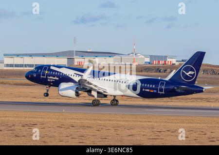 Lufthansa Airbus a320 in Sonderfarben am Flughafen Helsinki Stockfoto
