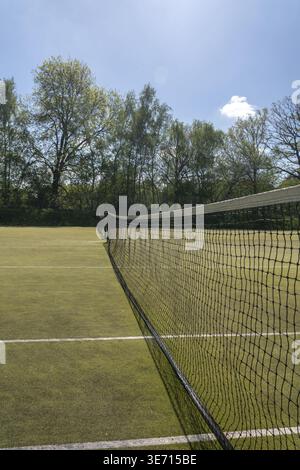 Schließen Detail der Verrechnung in einem Tennis auf Kunstrasen im Freien Gericht Stockfoto