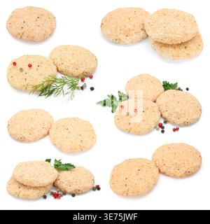 Ungekochte Fleischpasteten isoliert auf weiß, Set Stockfoto