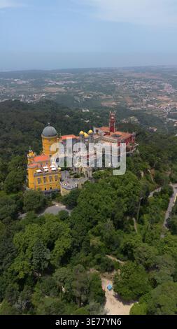 Drohnenfoto Palacio Nacional da Pena Sintra Portugal Europa Stockfoto