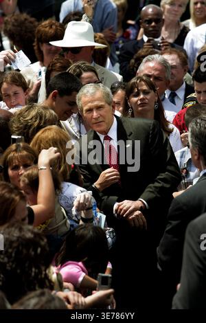 Präsident Bush spricht beim jährlichen Gedenkfeiertag für Friedensbeamte Stockfoto