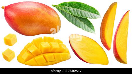 Sammlung von Mangobrüchscheiben mit Mangoblättern isoliert auf weißem Hintergrund. Datei enthält Beschneidungspfade. Stockfoto