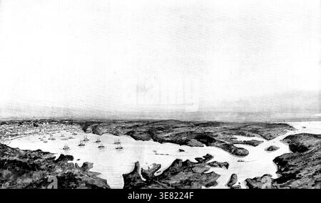 Der Spanisch-amerikanische Krieg: Der Hafen und die Stadt Santiago de Cuba, 1898. Wo Admiral Cerveras Flotte jetzt still ist. Fort Morro; Kanal, in dem der "Merrimac" versenkt wurde... die lange Lücke im Verlauf des Krieges wurde durch eine tapfere persönliche Explosion und eine weitere Bombardierung durchbrochen... durch Forts, Batterien, untergetauchte Minen und Torpedos geschützt... entlang eines schmalen, gewundenen Eingangskanals schien Cerveras Flotte dem Angriff der amerikanischen Flotte zu trotzen... aber ihre Chance auf eine endgültige Flucht war... offenbar völlig hoffnungslos geworden durch den Untergang, mit breiter Seite über den Kanal Stockfoto