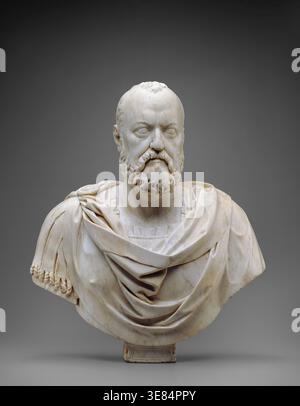 Büste von Cosimo I., Großherzog der Toskana, 1572. Die Medici, die Florenz seit dem frühen 15. Jahrhundert beherrschten, fielen 1529 nach der Belagerung der Stadt während der Französischen Kriege aus der Macht. Ein Jahrzehnt später stellte Cosimo i de’ Medici die Sicherheit und den Wohlstand der Stadt wieder her und unternahm eine militärische Kampagne zur Vereinigung der Toskana unter der Herrschaft der Medici. Großherzog Cosimo und seine Nachfolger waren aktive Mäzen der Künste, bereicherten die toskanischen Städte mit Kunst- und Architekturwerken und errichteten die Hauptstadt Florenz als bedeutendes Kulturzentrum. Stockfoto