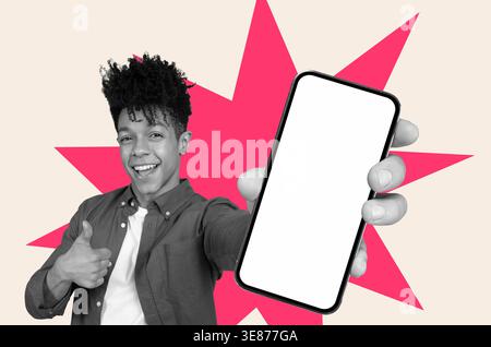 Junge Person zeigt Smartphone mit leerem Bildschirm vor farbenfrohem Hintergrund in Creative Collage Stockfoto