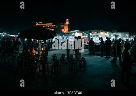 Nachtmarkt in Marrakesch, Marokko Stockfoto