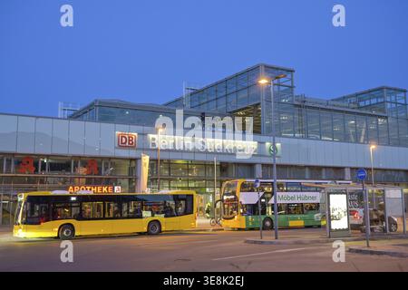 Bahnhof Berlin Südkreuz, Schöneberg, Stadtteil Tempelhof-Schöneberg, Berlin Stockfoto