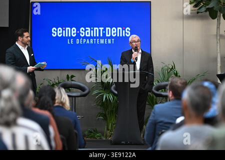 Paris, Frankreich. April 2026. Gilles Sezionale, Präsident des französischen Schwimmverbandes, spricht während einer Pressekonferenz für die Wassersport-Europameisterschaft am 16. April 2026 in Paris. Foto: Firas Abdullah/ABACAPRESS.COM Credit: Abaca Press/Alamy Live News Stockfoto
