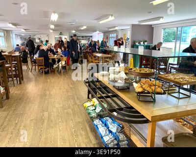 Bletchley Park House Buckinghamshire berühmtes Gebäude und Park, das im 11. Weltkrieg für Codebrecher-Artefakte aus dem damaligen Museum und der Kantine genutzt wurde Stockfoto