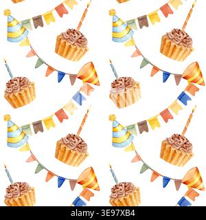 Helles, festliches, nahtloses Muster von Girlanden aus dreieckigen Fahnen, Cupcakes mit brennenden Kerzen, gestreiften Partyhüten. Handgezeichnetes Aquarell Stockfoto
