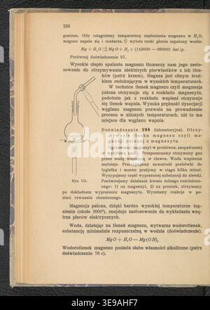 Stanisław Pleniewicz (aktives 20. Jahrhundert) schrieb „Podręcznik chemji“ für Schüler der Oberstufe, veröffentlicht 1930 in Lwów und Warschau. Der historische Fotodruck reproduziert den Inhalt des Buches, einschließlich pädagogischer chemischer Illustrationen und Texte. Stockfoto