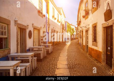 Blick auf die Straßen von Obidos, Bezirk Leiria, Portugal Stockfoto