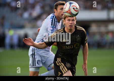 Los Angeles, Kalifornien, 19. April 2026. LAFC-Stürmer Jacob Shaffelburg #18 sieht den Ball während eines MLS-Spiels zwischen den San Jose Earthakes und dem Los Angeles Football Club im BMO Stadium in Los Angeles, Kalifornien Stockfoto
