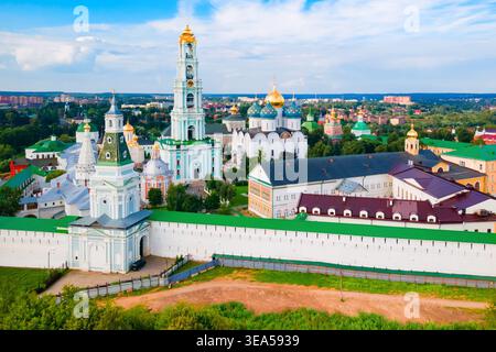 St. Sergius Trinity Lavra Kloster Luftpanorama in Sergiyev Posad Stadt, Goldener Ring von Russland Stockfoto