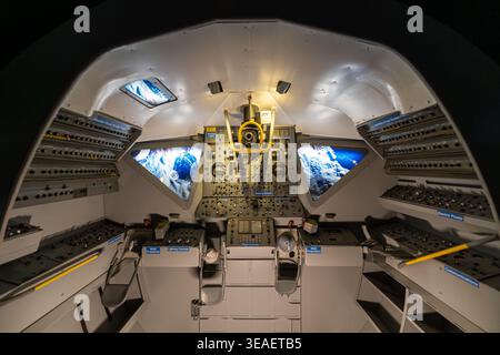 Space Shuttle Discovery Cockpit im Johnson Space Center Stockfoto