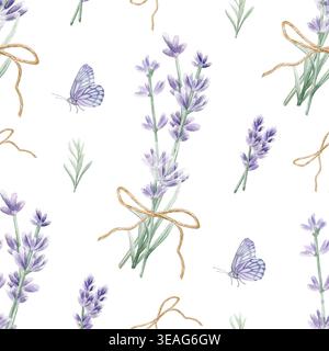 Lavendelsträuße in Aquarellfarben und nahtloses Schmetterlingsmuster. Hand gezeichneter floraler Hintergrund mit lila Blumen und Garnschleifen für rustikale Hochzeit Stockfoto