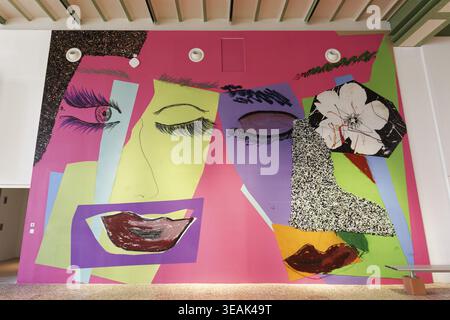 Collage von Mickalen Thomas, Foyer des Grand Palais, Ausstellungshalle, Paris, Frankreich Stockfoto