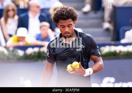 Rafael Jódar aus Spanien spielt gegen Arthur Fils aus Frankreich während des Halbfinalspiels bei den ATP 500 Barcelona Open Banc Sabadell 2026 Stockfoto