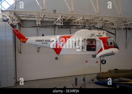 Chantilly, VA - 24. Juni: HH-52A Seaguard Rettungshubschrauber der US-Küstenwache im Steven F. Udvar-Hazy Center in Chantilly, Virg Stockfoto