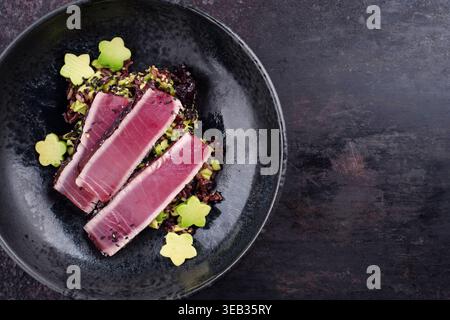 asiatische Küche, Thunfischfilet, gute Küche, asiatische Küche, asiatische Küche, Thunfilet Stockfoto