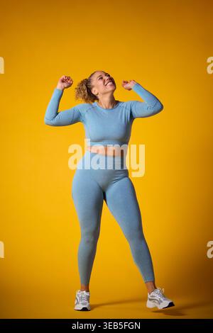 sportswear, Spaß, kurviges Model, Sportswear, Funs Stockfoto