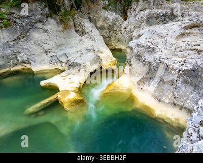 Wanderweg Kotli 7 Wasserfälle (Staza 7 slapova) in Buzet, Istrien, Kroatien, Europa Stockfoto