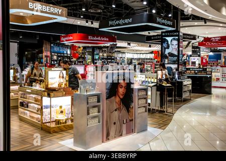 Duty-Free/Tax-Free-Shopping Am Auckland International Airport, Neuseeland. Stockfoto