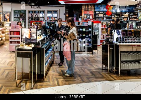 Duty-Free/Tax-Free-Shopping Am Auckland International Airport, Neuseeland. Stockfoto
