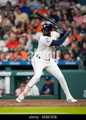 Yordan Alvarez (44), Outfield der Houston Astros, steht bei einem MLB-Spiel zwischen den New York Yankees und den Houston Astros am 25. April 2026 im Daiken Park in Huston, Texas. (Foto: Jerome Hicks/SIPA USA) Credit: SIPA USA/Alamy Live News Stockfoto