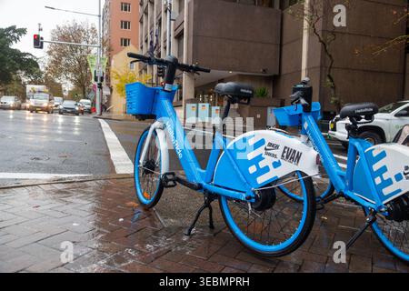 HelloRide Elektrofahrrad in einer Sydney Street Stockfoto