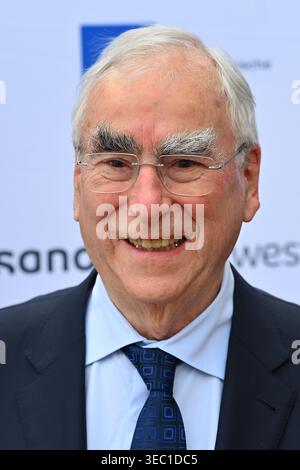 Dr. Theo WAIGEL (Bundesfinanzminister a.D.), Einzelbild, zugeschnittenes Einzelmotiv, Porträt, Porträt, Hochformat. Ludwig-Erhard-Gipfel vom 28. Bis 30. April 2026 auf gut Kaltenbrunn am Tegernsee. ?SVEN SIMON Photo Agency GmbH & Co. Drücken Sie Foto KG # Drucken Stockfoto