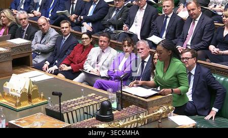 Der Parteichef der Konservativen Kemi Badenoch sprach während der Fragen des Premierministers im britischen Unterhaus. Bilddatum: Mittwoch, 29. April 2026. Stockfoto