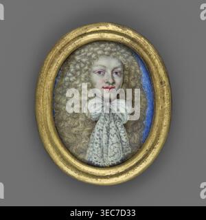 Porträt eines jungen Mannes, Ludwig VII. Von Hessen-Darmstadt? 1658–1678, unbekannter Künstler, männliches Porträt im Gesicht, schulterlang, aufgesetzte Perücke mit üppigen Locken im Löwenstil, junger Mann, Kostüm mit großer Spitzenschleife am Hals; Brust, gerade; Hintergrund heller Saphir. Doppelprofilierter Messingmedaillonrahmen, Miniatur, ca. 1665–1675, Deutschland. Höhe 2,7 cm, Breite 2,1 cm., ein ovales Porträt in einem goldenen Rahmen, das eine Figur mit langem, lockigem, hellbraunem Haar und einem hellen Teint zeigt, die eine große weiße Schleife und ein weißes gemustertes Kleidungsstück trägt; das Gesicht ist auf den Lippen und um die Augen sichtbar rosa-rot. Stockfoto
