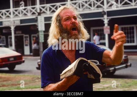 Ein evangelikaler Prediger mit seiner Bibel Kahului, Maui Island, Hawaii, USA Stockfoto