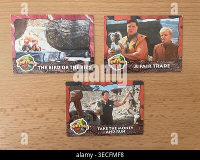 Vintage-Handelskarten für den Flintstones-Film, der 1993 von Topps veröffentlicht wurde Stockfoto