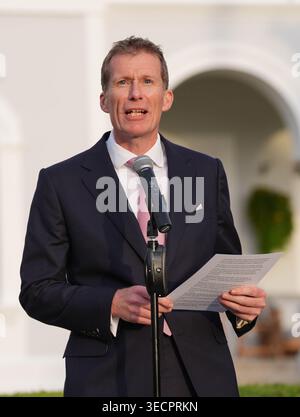 Gouverneur von Bermuda Andrew Murdoch sprach während eines Empfangs im Garten des Regierungshauses in Hamilton, am ersten Tag des Staatsbesuchs in Bermuda. Bilddatum: Freitag, 1. Mai 2026. Stockfoto