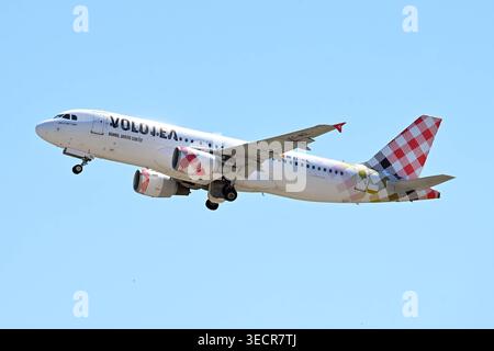 Fiumicino, Italien, Flugzeug zum Flughafen Fiumicino Airbus A320 Volotea EC-NOL.Flugzeug zum Flughafen Fiumicino. Fiumicino Italien, 1. Mai 2026. Imago-images/Emmefoto Copyright: XImago-images/Emmefotox Stockfoto