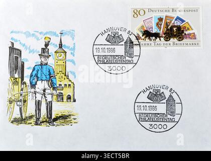 Brief mit gestempelter Briefmarke gedruckt von Deutschland, zum 50. Jahrestag der Briefmarke, um 1986. Stockfoto