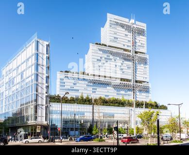 Das Tribunal de Paris (Gericht von Paris) befindet sich in einem 38-stöckigen, 160 Meter hohen Gebäude, das 2017 vom Architekten Renzo Piano entworfen wurde. Stockfoto