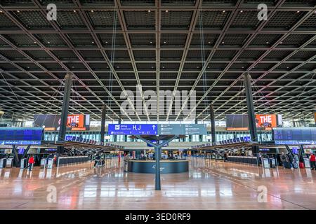Frankfurt, Deutschland - 29. April 2026: Flughafen Frankfurt, neues Terminal 3 in Deutschland. Stockfoto