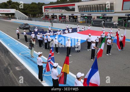 Ambiance Grille de Abfahrt, Beginn gridid während der 4 Stunden von Le Castellet 2026, 2. Runde der europäischen Le Mans Series 2026 auf dem Circuit Paul Ricard vom 1. Bis 3. Mai 2026 in Le Castellet, Frankreich Stockfoto