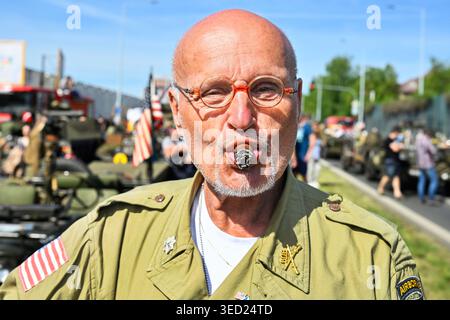 Pilsen, Tschechische Republik. Mai 2026. Befreiungsfest Pilsen, 81. Jahrestag der Befreiung Pilsens durch die amerikanische Armee, fortgesetzt durch den Konvoi der Freiheit in Pilsen, Tschechische Republik, am 3. Mai 2026. Quelle: Miroslav Chaloupka/CTK Photo/Alamy Live News Stockfoto