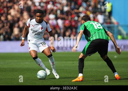 Reggio Emilia, Italien. Mai 2026. Christopher Nkunku vom AC Milan im Spiel zwischen den USA Sassuolo Calcio und AC Milan im Mapei Stadion - Citta del Tricolore in Reggio Emilia (Italien), 3. Mai 2026. Quelle: Insidefoto/Alamy Live News Stockfoto