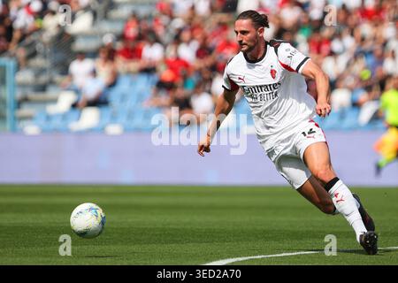 Reggio Emilia, Italien. Mai 2026. Adrien Rabiot vom AC Milan im Spiel zwischen US Sassuolo Calcio und AC Milan im Mapei Stadion - Citta del Tricolore in Reggio Emilia (Italien), 3. Mai 2026. Quelle: Insidefoto/Alamy Live News Stockfoto