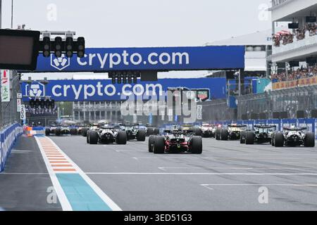 Miami, Vereinigte Staaten Von Amerika. Mai 2026. Miami, Florida, USA - 3. Mai 2026: Allgemeine Ansicht des Hard Rock Stadions während des Formel 1 Miami Grand Prix 2026 im Hard Rock Stadium in Miami, FL, USA Credit: SPP Sport Press Photo. /Alamy Live News Stockfoto