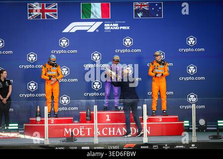 Podestfeier beim Formel 1 Crypto.com Miami Grand Prix 2026 im Miami International Autodrome in Miami Gardens, USA. Runde 6 von Stockfoto